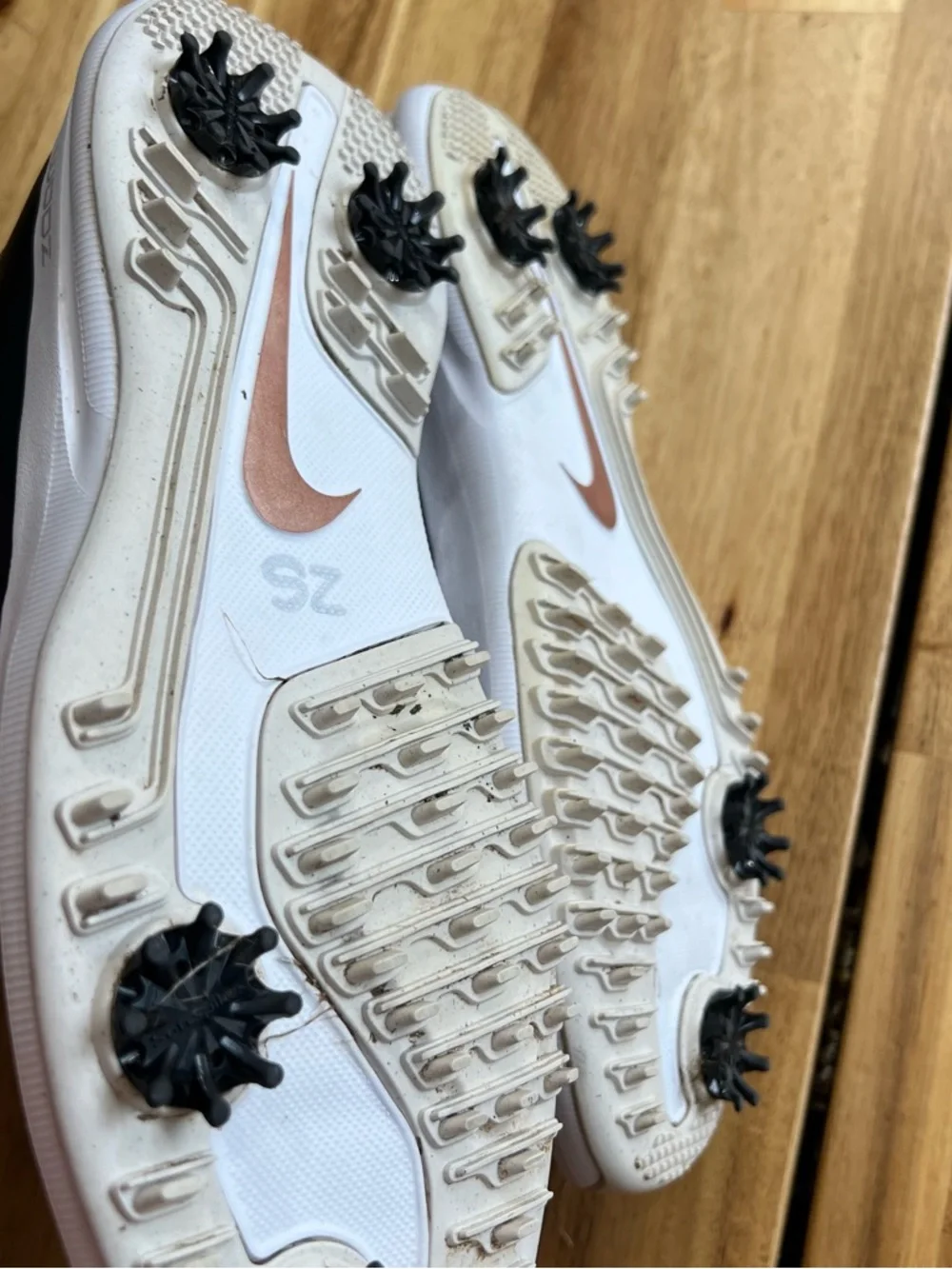 Nike Golf Shoes Women 7.5 Black Rose Gold Comfort Grip Athletic Sneaker
